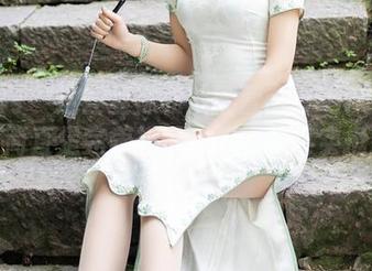 秀人网 – 这些丝袜和陆萱萱cecillia的姿态，简直是完美搭配，但细想其实挺妙的。