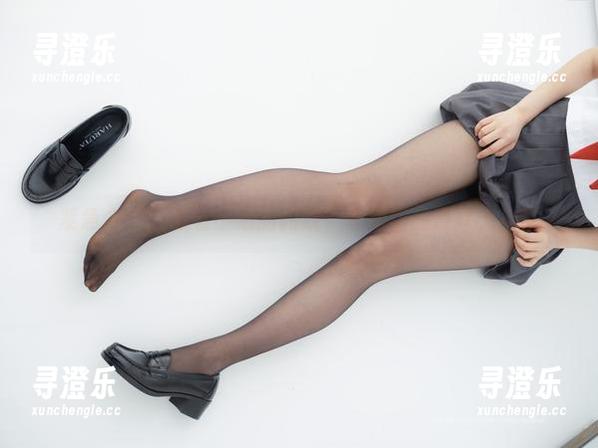 紧急企划 - 想看小恩的豹纹？私房作品直接上身！