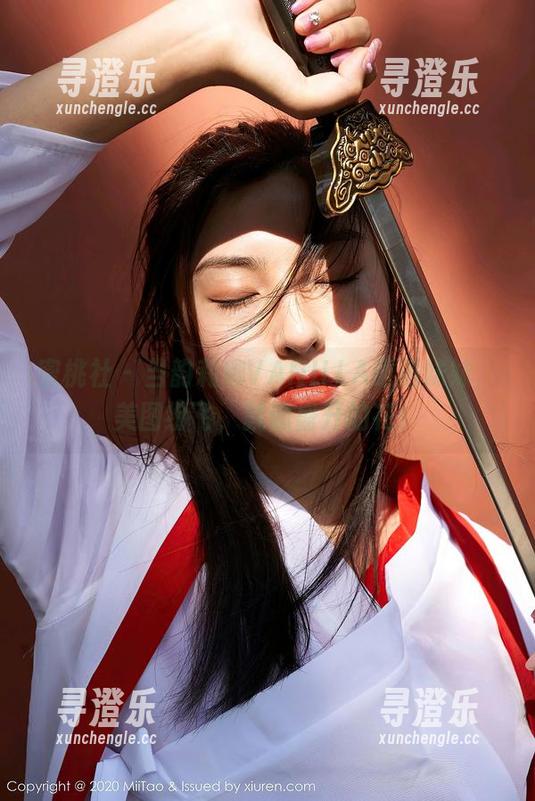 蜜桃社-韵莉娜VANILLA 蜜桃社 - 当韵莉娜VANILLA邂逅妹妹,美图纷飞,就像盛开的花!