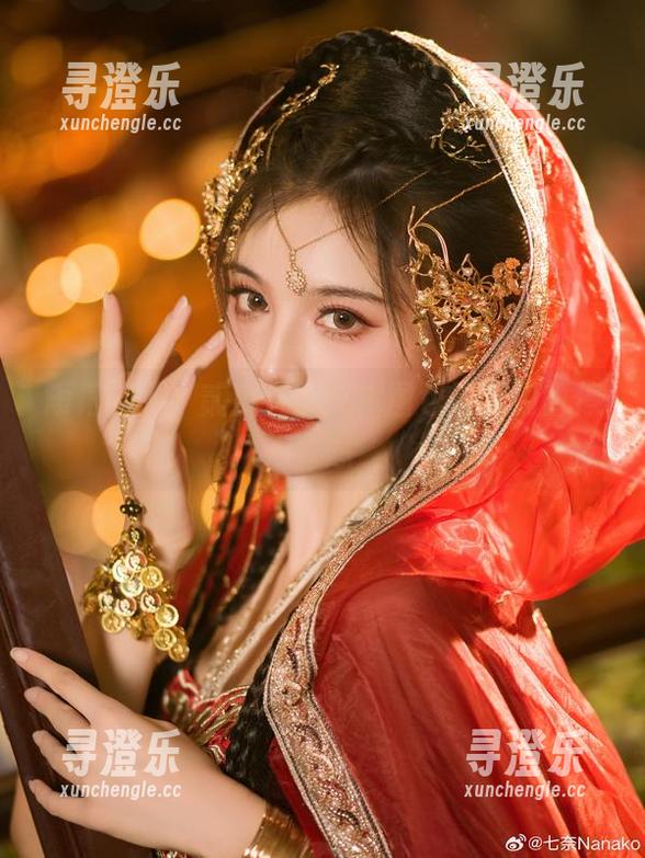 贰加六 短裙乱入,贰加六的写真图包让我们暂停深思