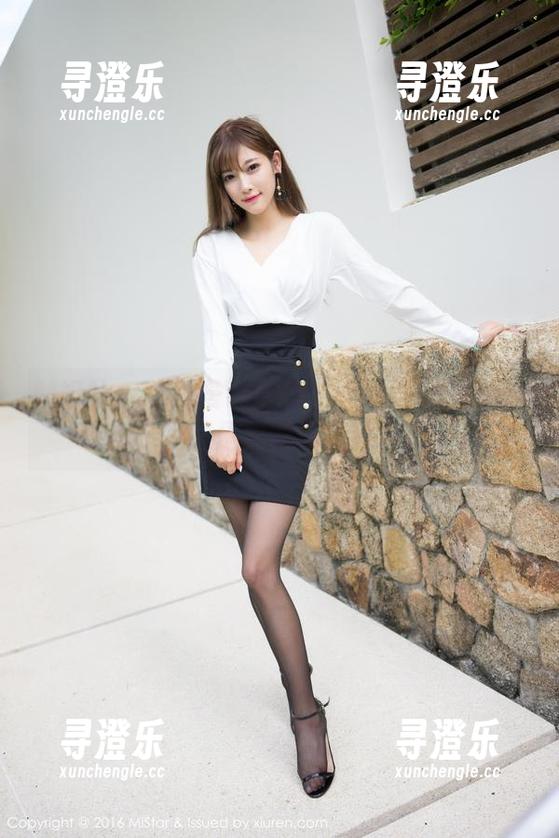 魅妍社-陈雅漫VICKY 魅妍社 - 陈雅漫VICKY的写真:谁说眼镜不能是美的代名词?